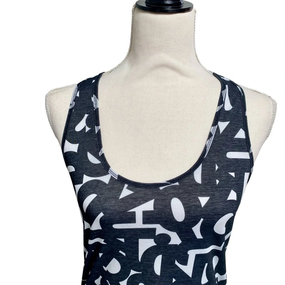 Nike Dri-FIT Racerback Tank Top Small Black White Graphic Workout Running Gym